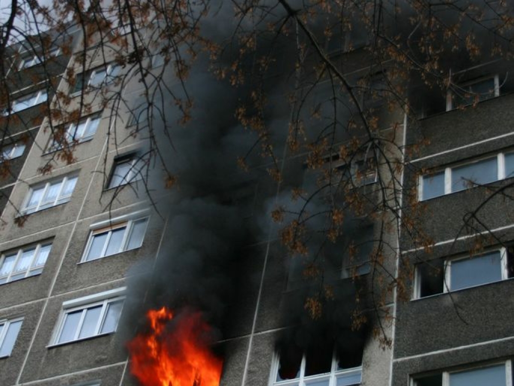Lángba borult lakás Budapesten