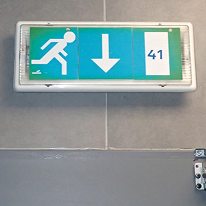 Menekülés a WC-be Menekülés a WC-be