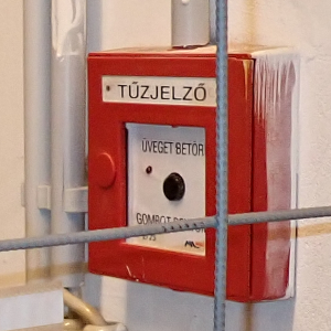 Jogszabályi korrekció a beépített tűzjelző berendezésnél