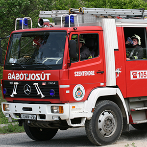 Mercedes-Benz gépjárműfecskendő [GWW-494]
